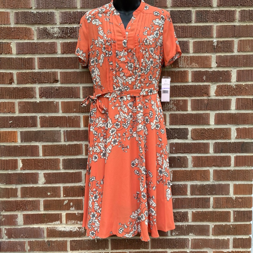 Nanette Lepore NWT V-Neck Short Sleeve Pleated Front Tie Waist Floral Dress Sz 6